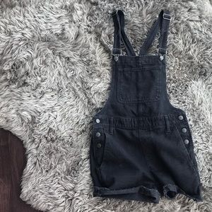 Madewell overalls!